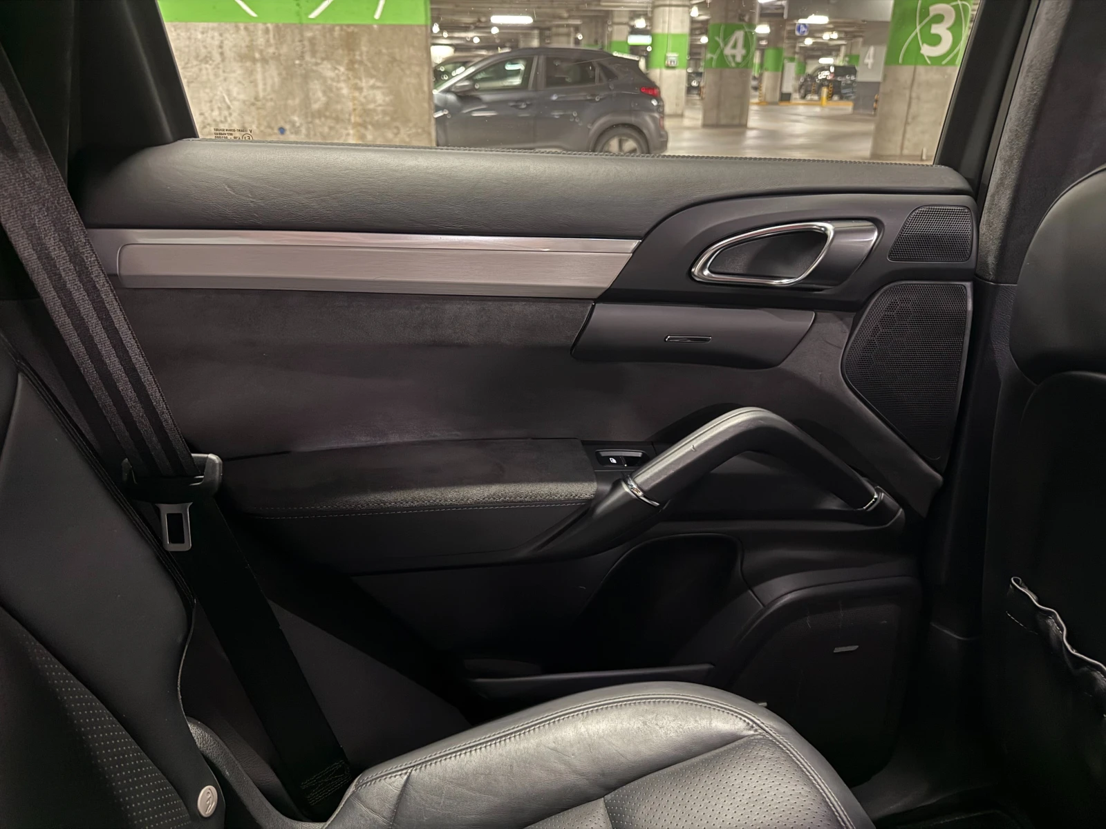 Porsche Cayenne GTS, снимка 8 - Автомобили и джипове - 54442604
