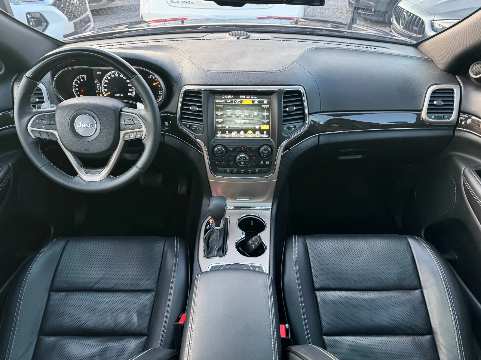 Jeep Grand cherokee 3.6 V6 ! Overland !, снимка 9 - Автомобили и джипове - 56328172