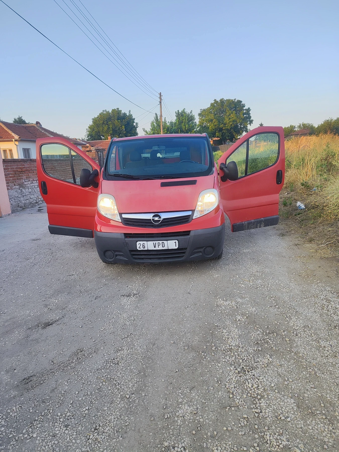 Opel Vivaro 2000 - изображение 7