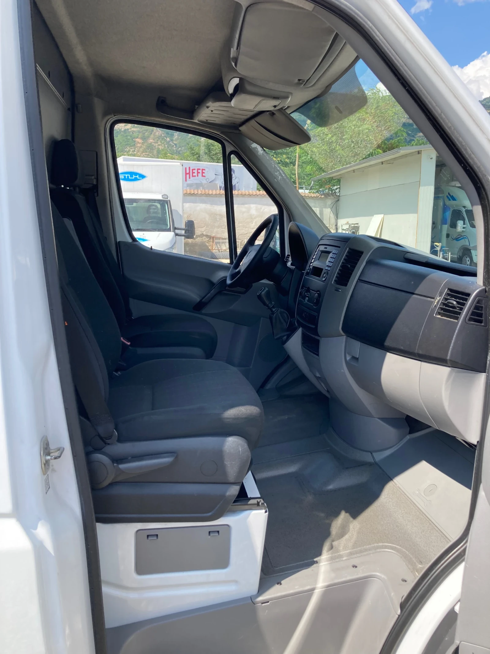 Mercedes-Benz Sprinter 313 Хладилен климатроник, снимка 12 - Бусове и автобуси - 55176113