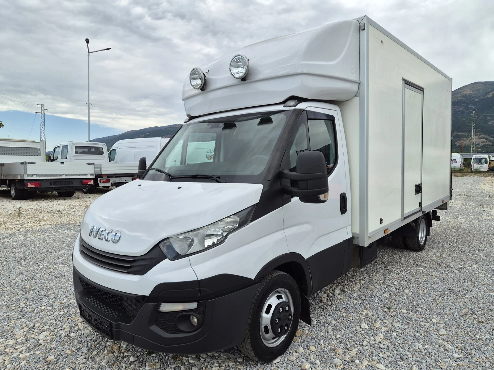 Iveco Daily 35c18 * Автомат * Падащ борд * До 3.5 тона