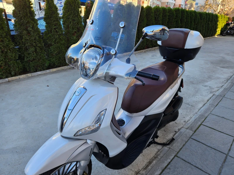 Piaggio Beverly 300ie, ABS-ASR, 2018г., снимка 7 - Мотоциклети и мототехника - 48302666