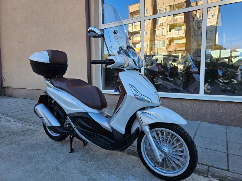 Piaggio Beverly 300ie, ABS-ASR, 2018г., снимка 1 - Мотоциклети и мототехника - 48302666