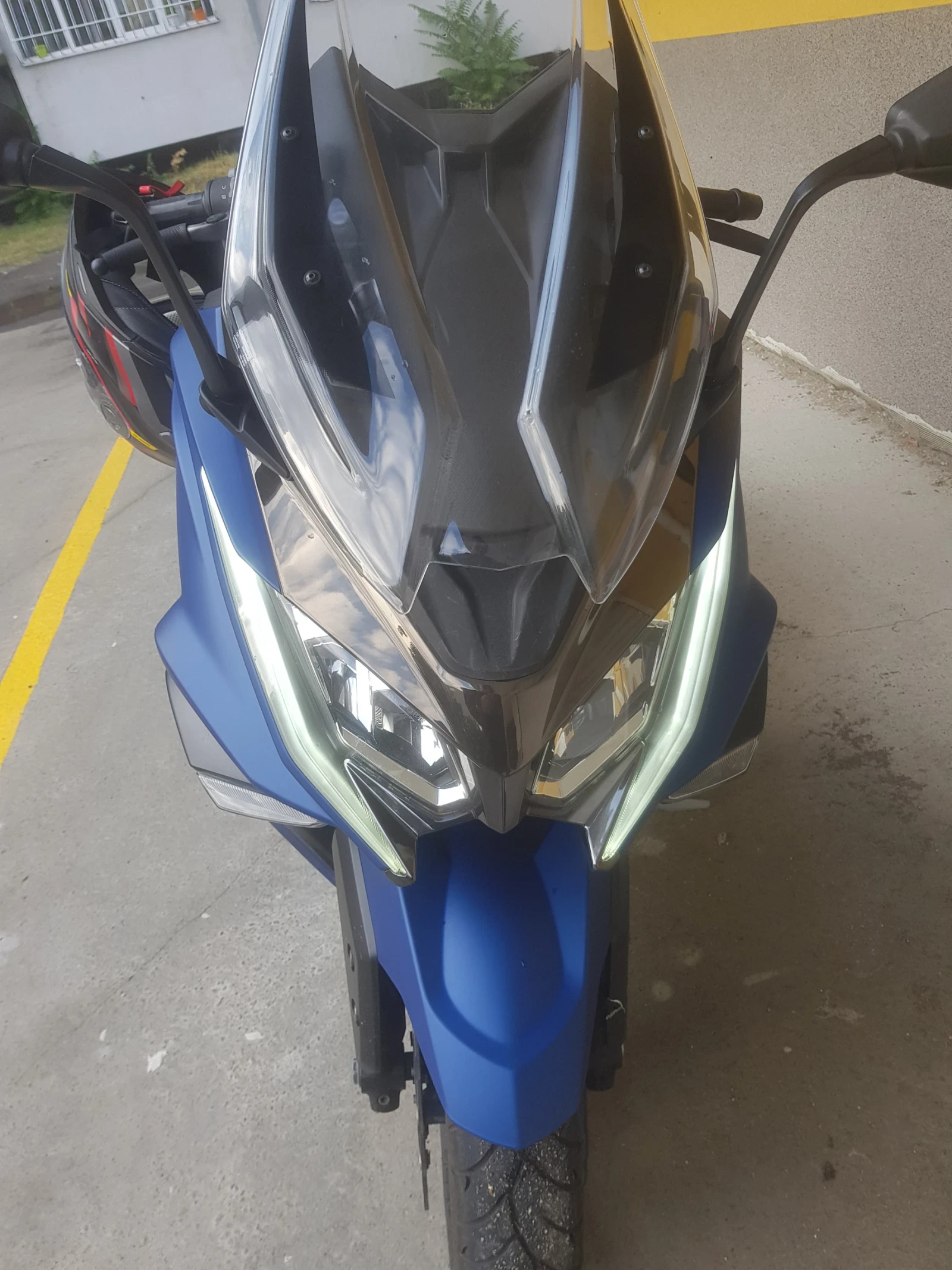 Kymco AK 550 AK 550 РЕГИСТРИРАН ОБСЛУЖЕН - изображение 6