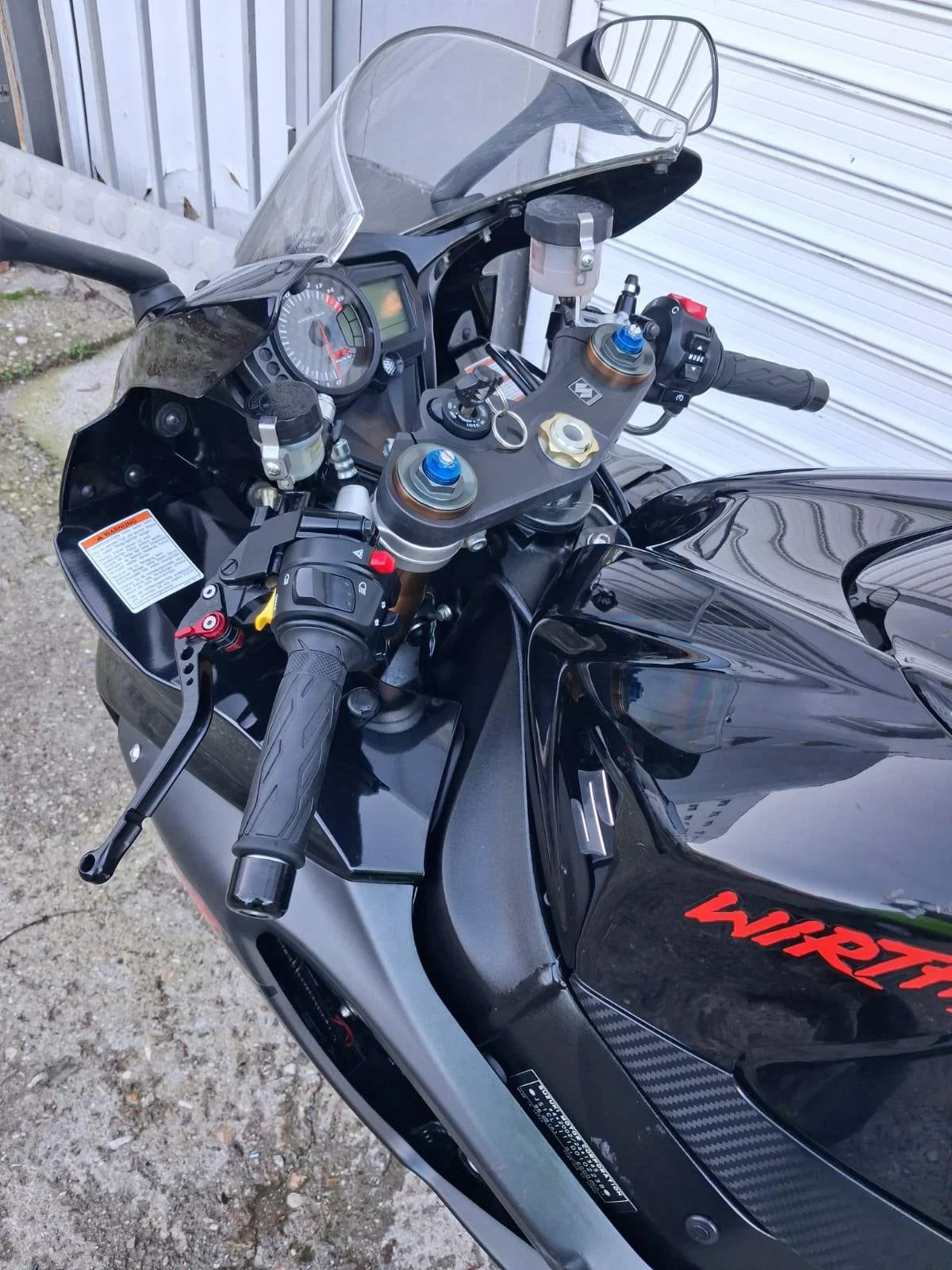 Suzuki Gsxr К7 1000 - изображение 8