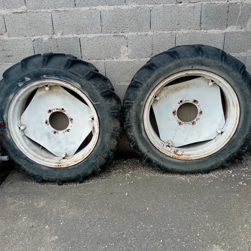 Трактор Владимировец, снимка 15 - Селскостопанска техника - 52639212