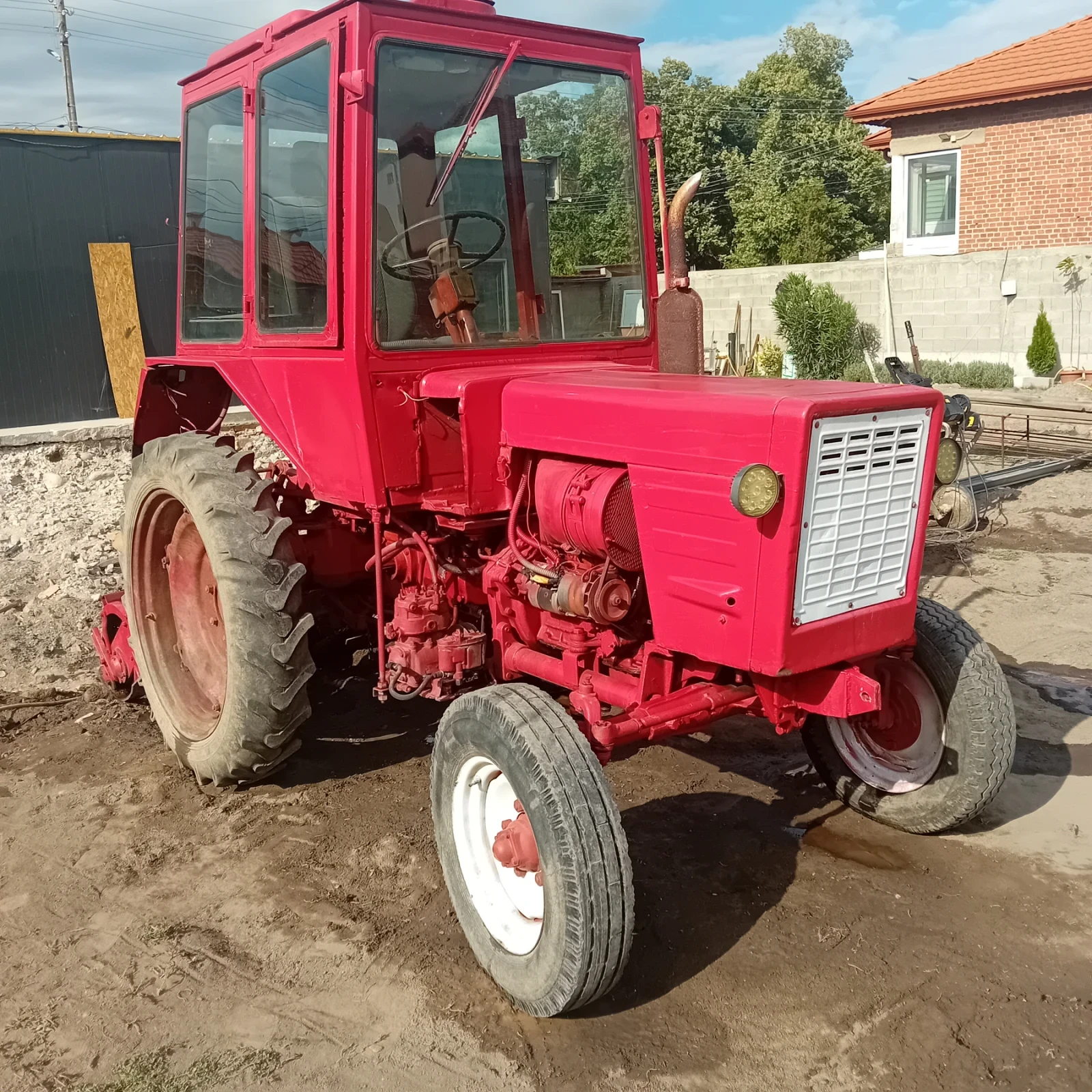 Трактор Владимировец, снимка 1
