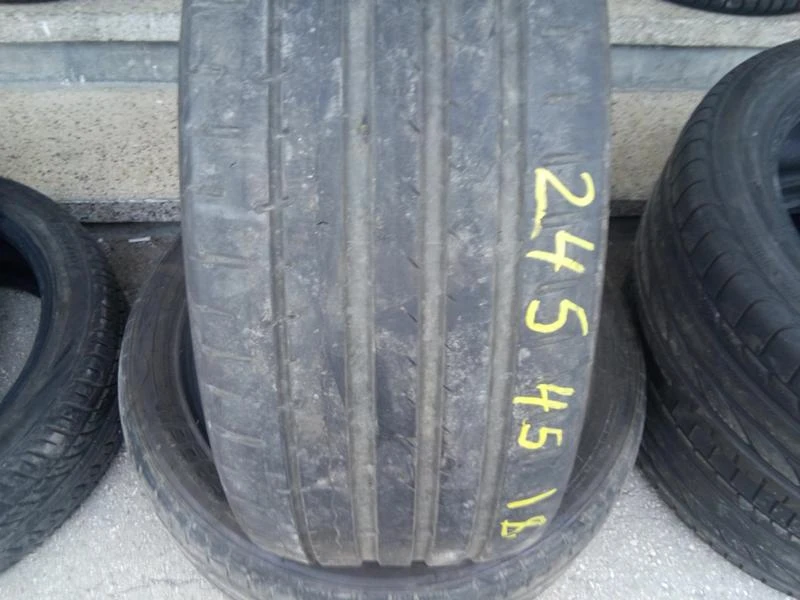 Гуми Летни 245/45R18, снимка 1 - Гуми и джанти - 45649476