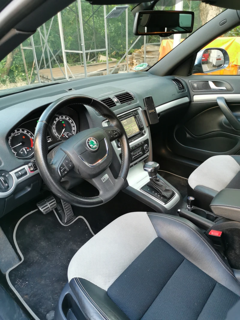 Skoda Octavia VRS КОЖА NAVI TOP, снимка 8 - Автомобили и джипове - 49293329