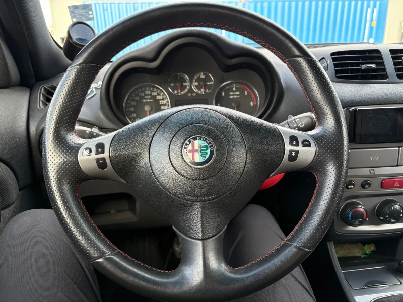 Alfa Romeo 147, снимка 5 - Автомобили и джипове - 49564209