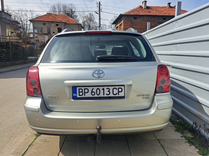 Toyota Avensis, снимка 3 - Автомобили и джипове - 49595601