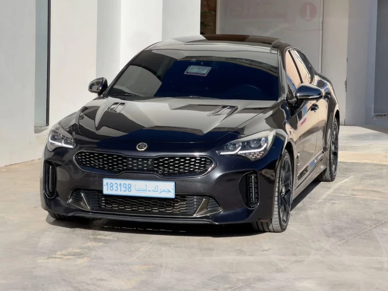 Kia Stinger GT LINE 3.3, снимка 1 - Автомобили и джипове - 49601133