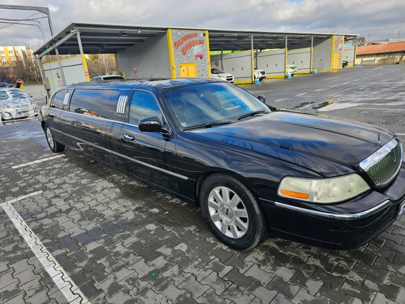 Lincoln Town car, снимка 2 - Автомобили и джипове - 51189454