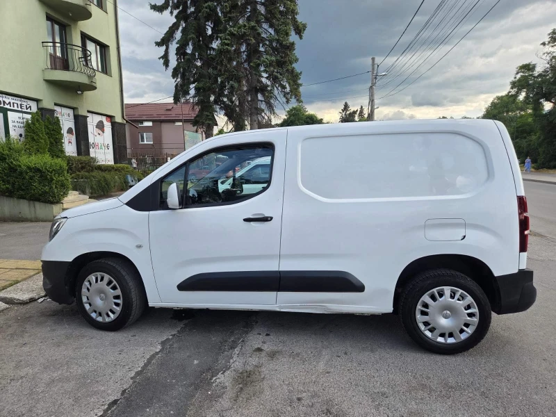 Opel Combo 1.5D, снимка 6 - Автомобили и джипове - 52407830