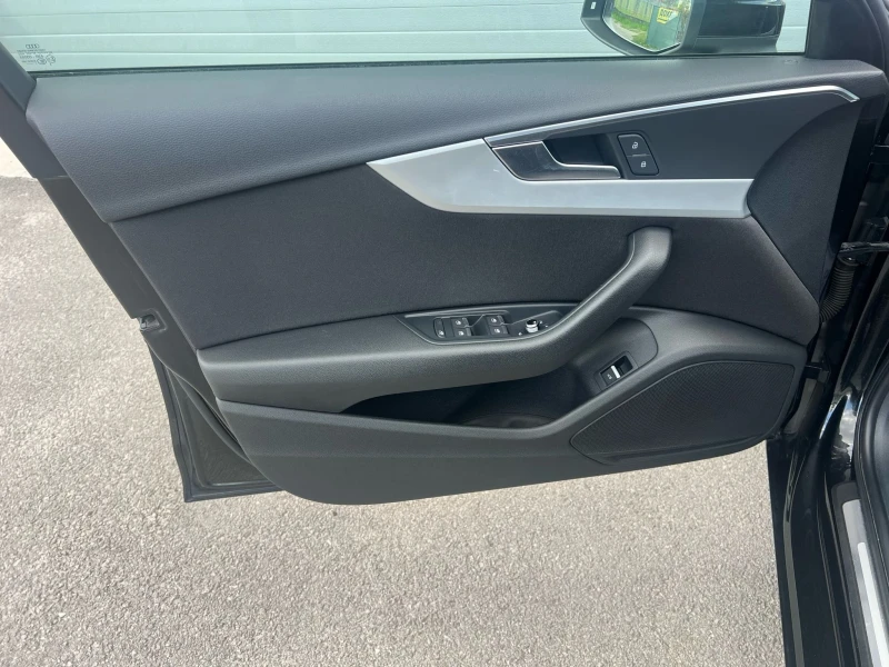 Audi A4 2.0TDI START STOP NAVI KLIMATRONIK EVRO 6B ЛИЗИНГ, снимка 11 - Автомобили и джипове - 51524657