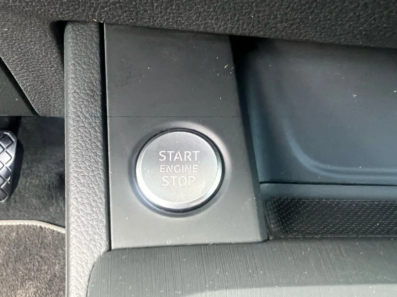Audi A4 2.0TDI START STOP NAVI KLIMATRONIK EVRO 6B ЛИЗИНГ, снимка 16 - Автомобили и джипове - 51524657