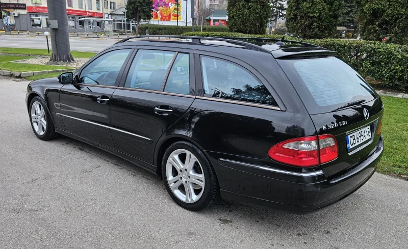 Mercedes-Benz E 320 Avantgarde EVO , снимка 9 - Автомобили и джипове - 52676381