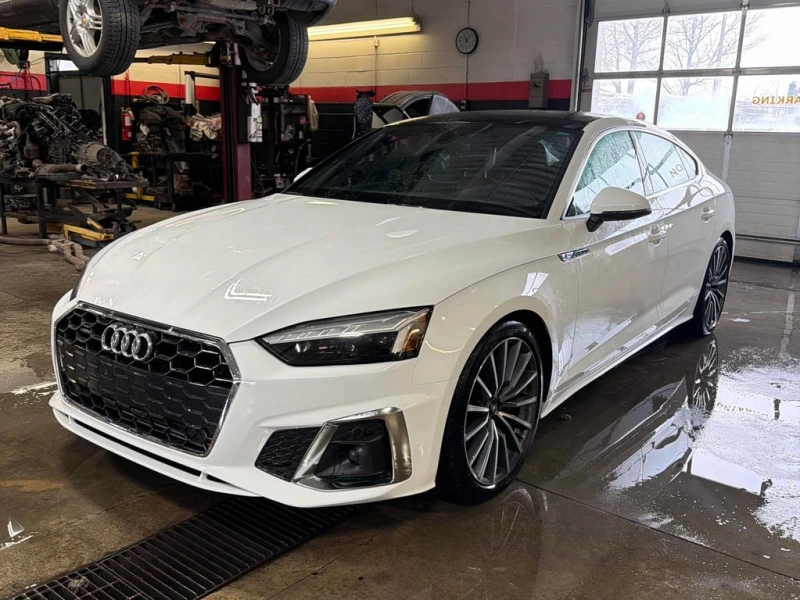 Audi A5 Progressiv * CARFAX * ДИСТРОНИК* ОБДУХВАНЕ