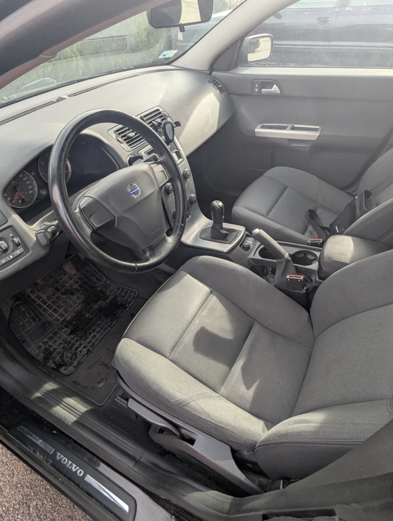 Volvo V50 2.0 D, снимка 9 - Автомобили и джипове - 53528955