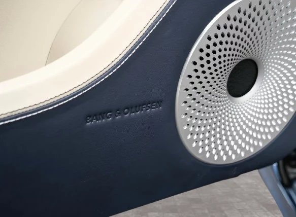 Bentley Continental GTC Speed V8 Hybrid = NEW = Гаранция, снимка 7 - Автомобили и джипове - 54013718