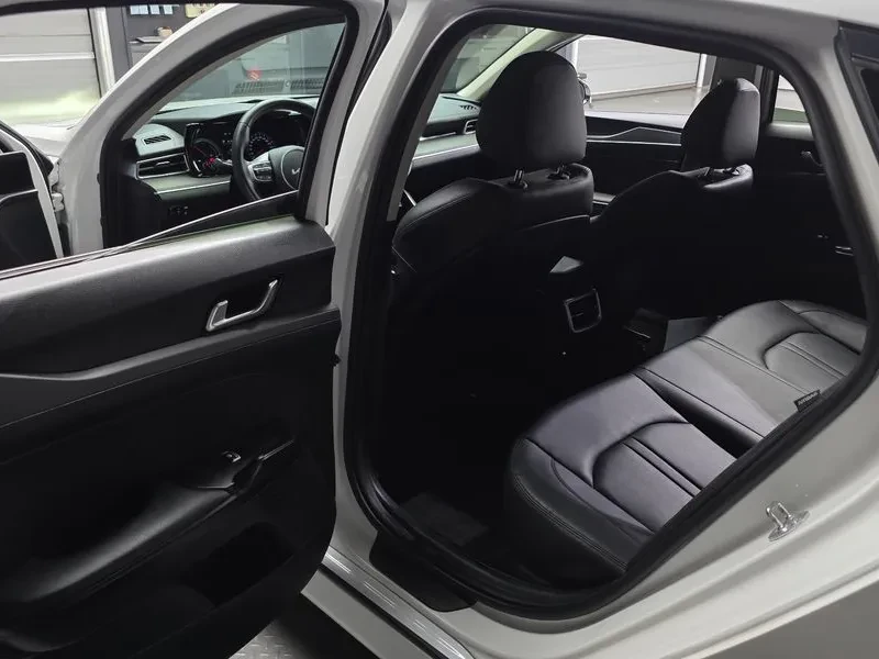 Kia K5 Hybrid 3Rd Generation Trendy, снимка 11 - Автомобили и джипове - 55847201