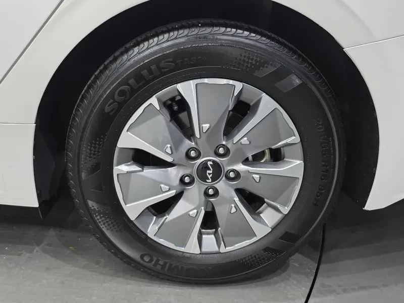 Kia K5 Hybrid 3Rd Generation Trendy, снимка 5 - Автомобили и джипове - 55847201
