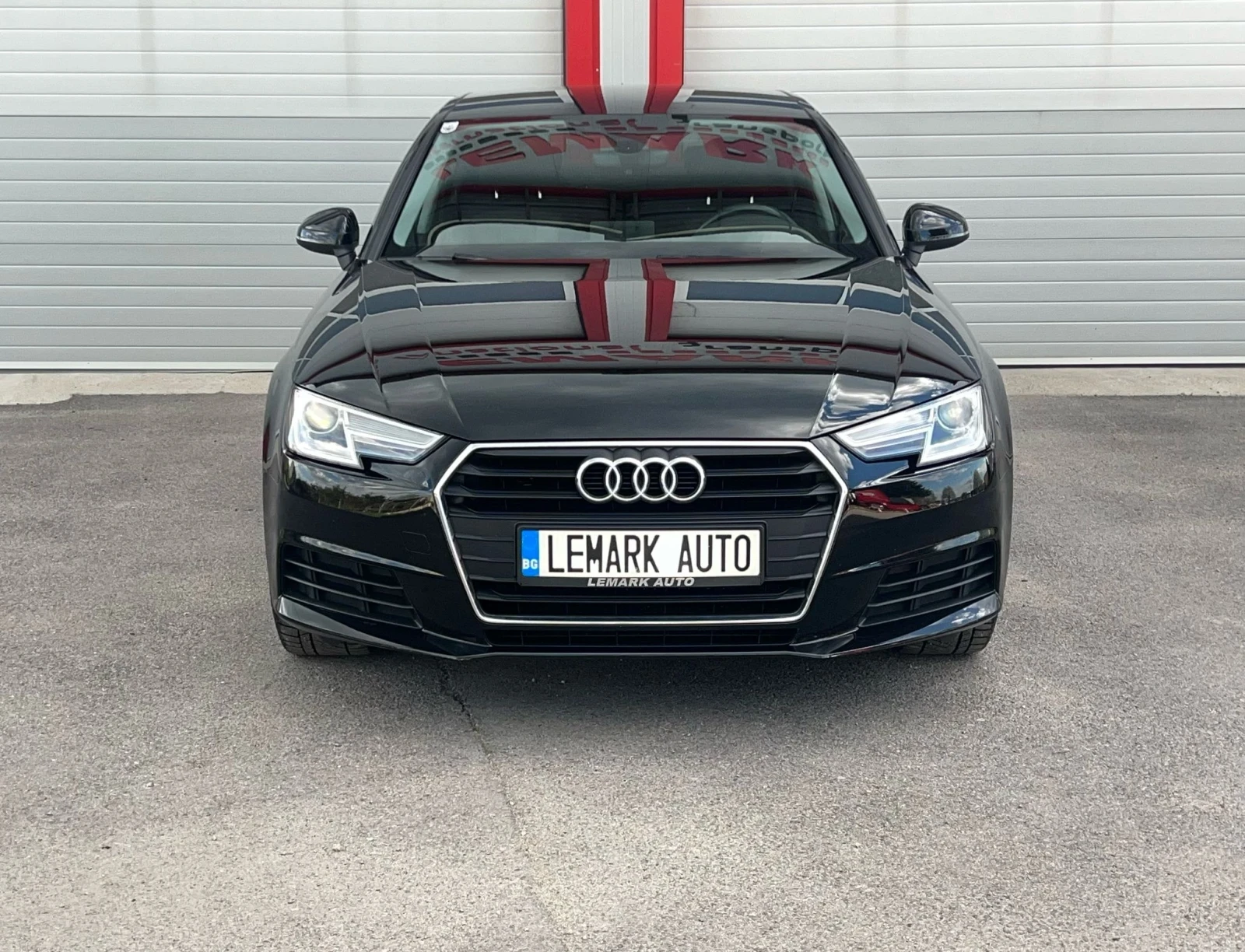 Audi A4 2.0TDI START STOP NAVI KLIMATRONIK EVRO 6B ЛИЗИНГ, снимка 1