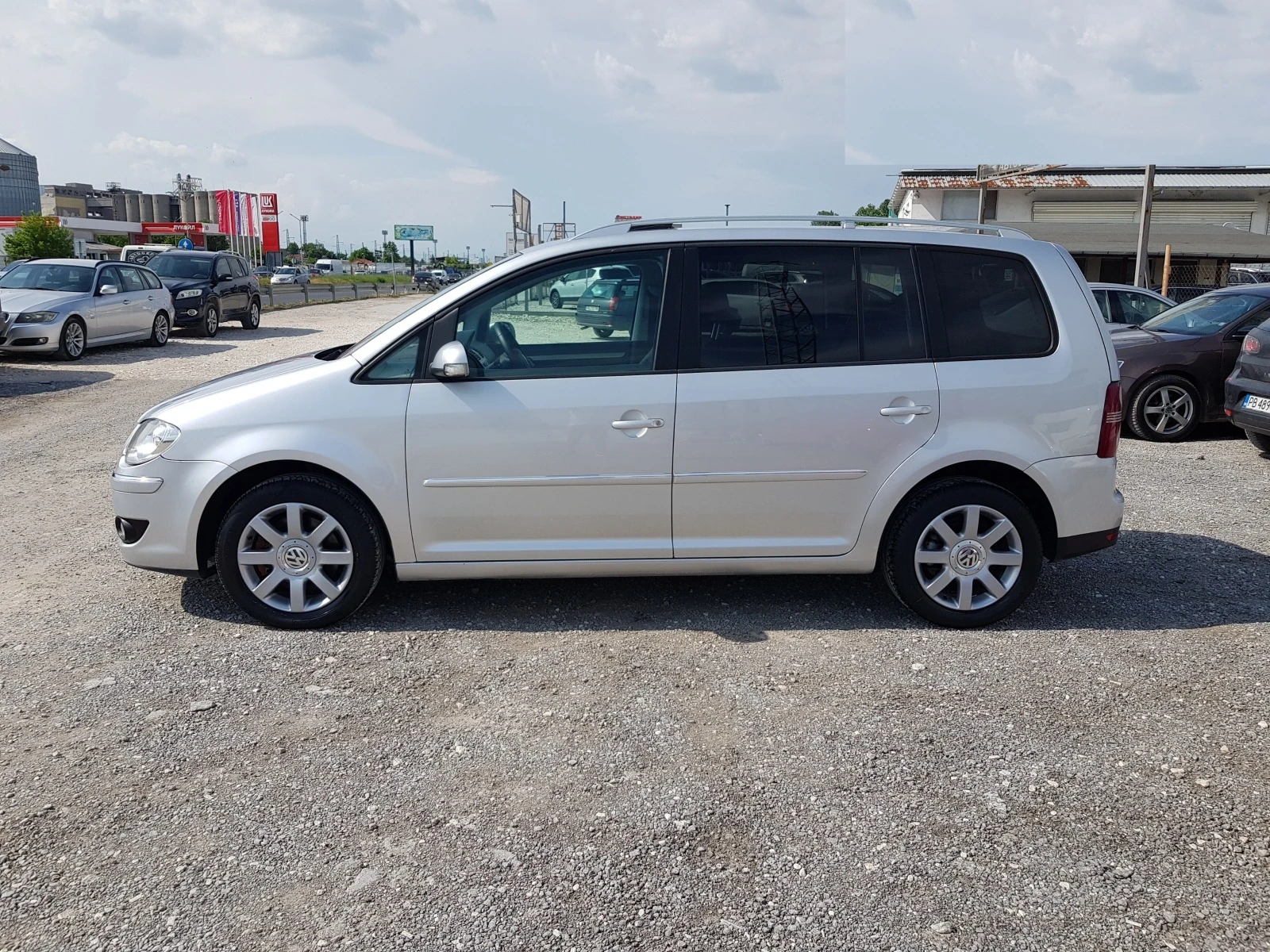 VW Touran 1.4 бензин - автоматик ЛИЗИНГ - изображение 8