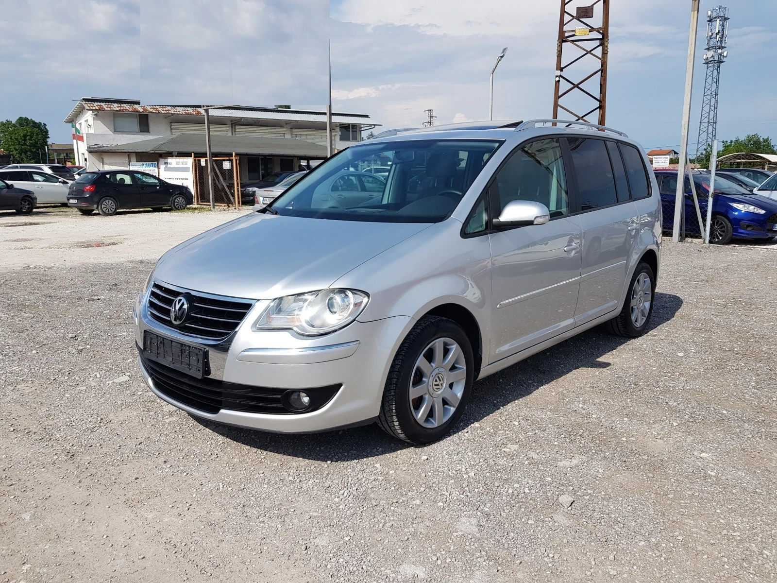 VW Touran 1.4 бензин - автоматик ЛИЗИНГ - [1] 