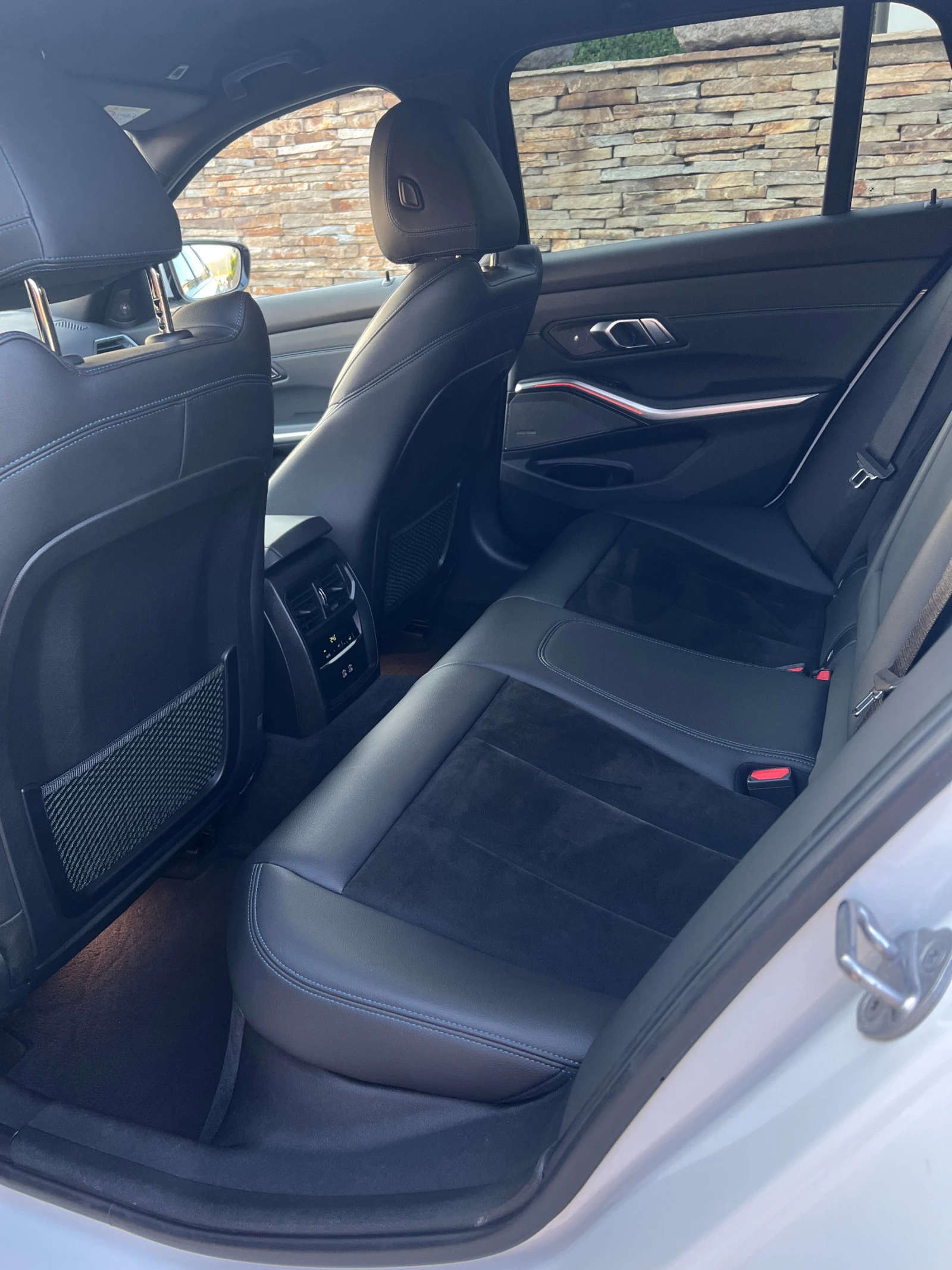 BMW 320 Mild Hybrid | Mobile.bg   15