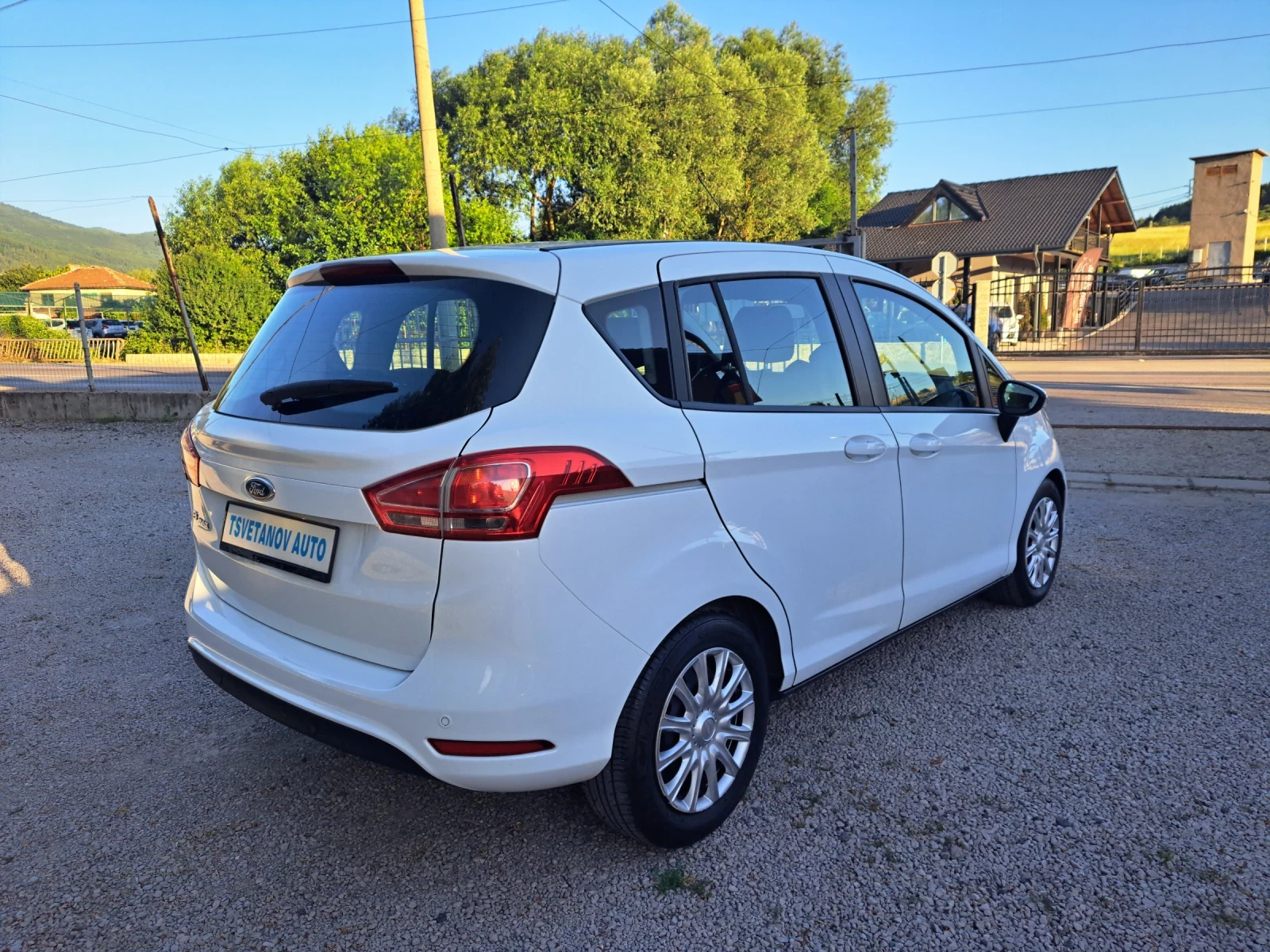 Ford B-Max 1.6i AUTOMATIK - NAVIGACIA - изображение 7