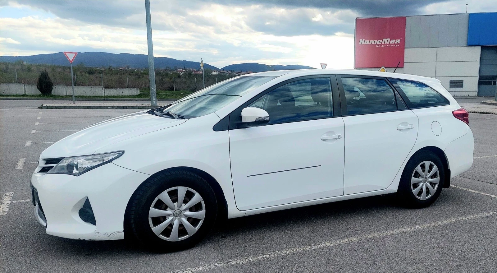 Toyota Auris 1.4 d4d 6 скорости  - изображение 3