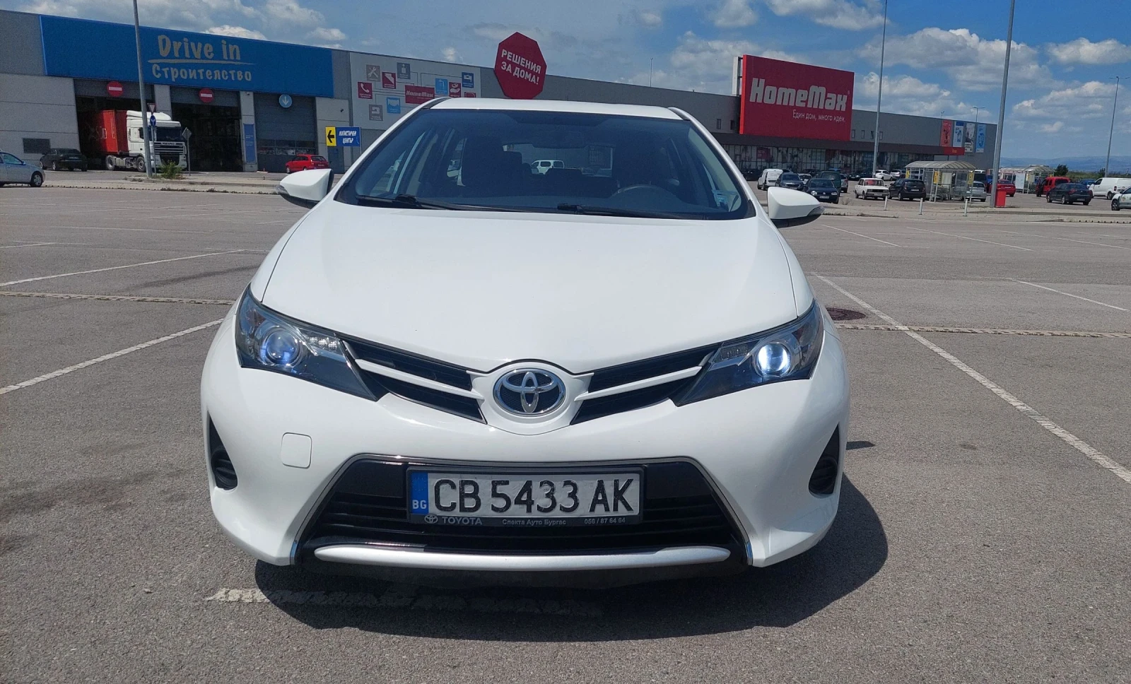Toyota Auris  - изображение 3