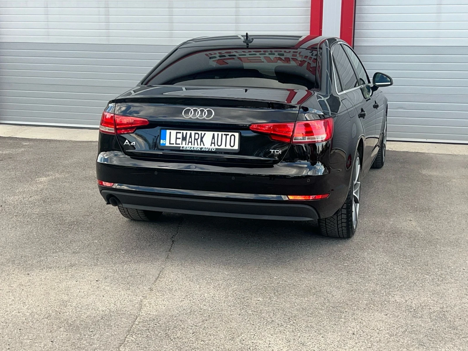 Audi A4 2.0TDI START STOP NAVI KLIMATRONIK EVRO 6B ЛИЗИНГ - изображение 8