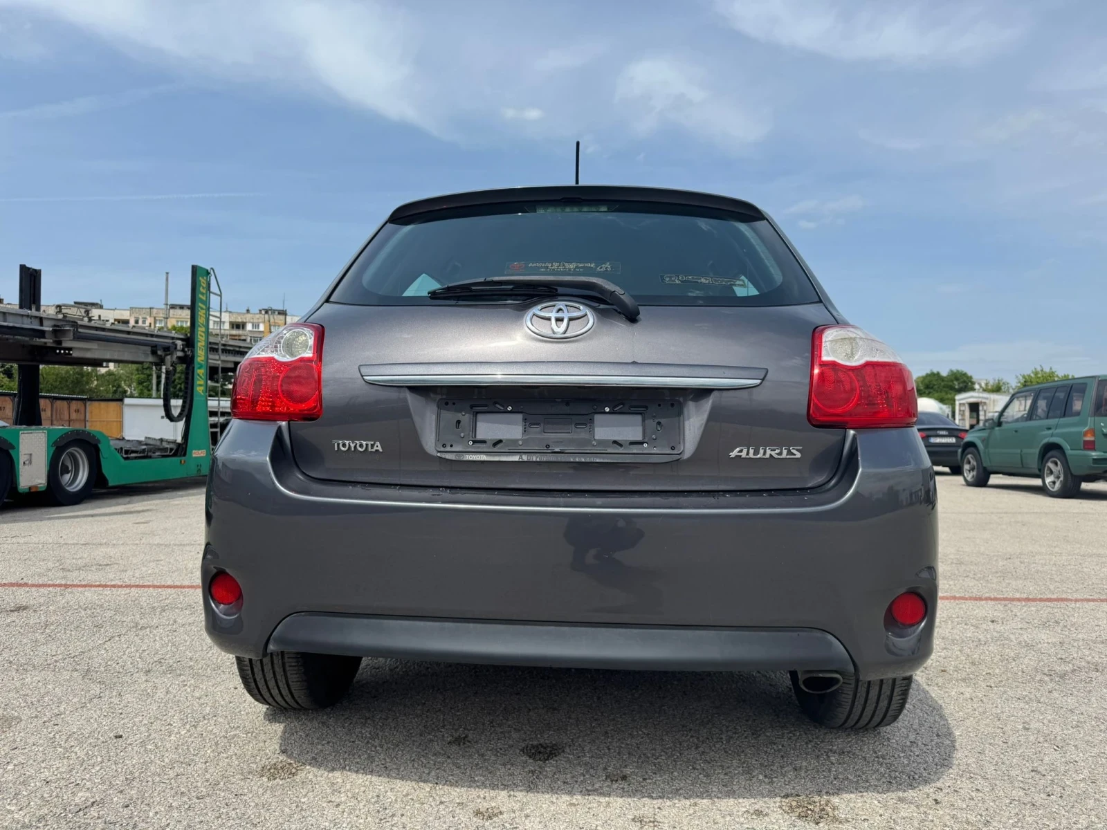 Toyota Auris  - изображение 4