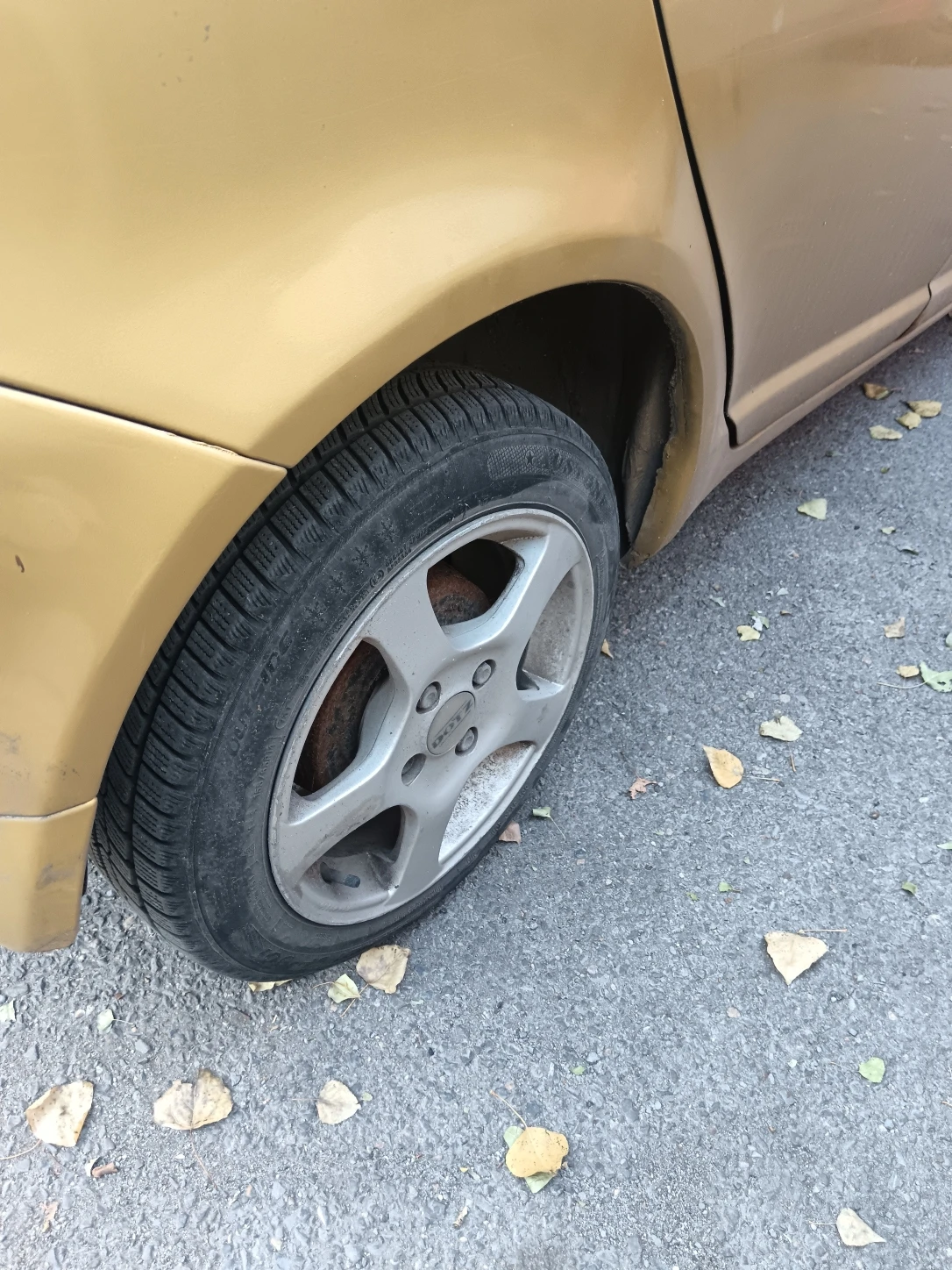 Toyota Yaris  - изображение 4