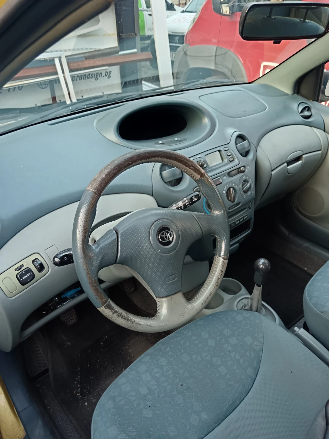 Toyota Yaris  - изображение 5