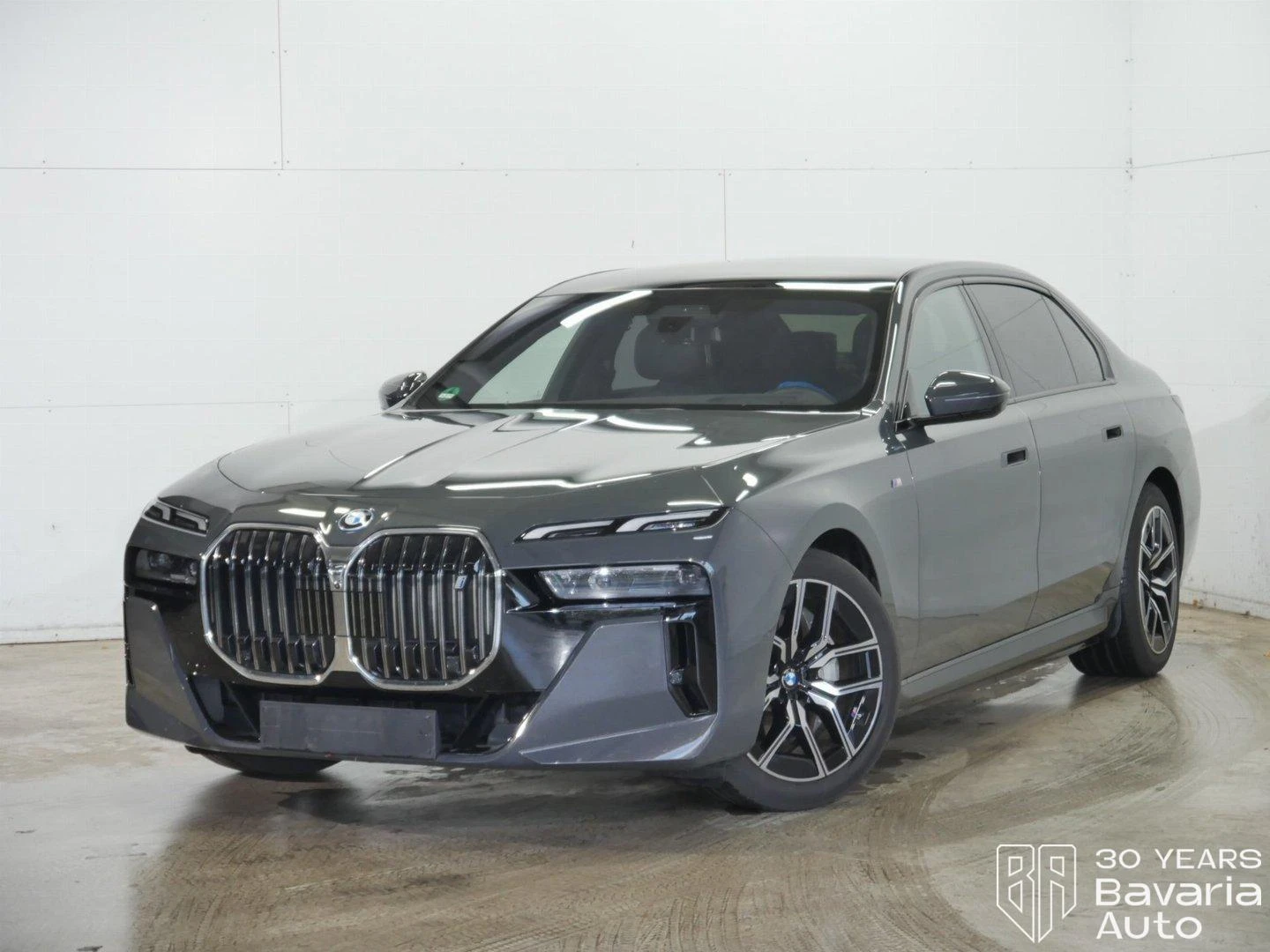 BMW i7 60 xDrive M Sport Paket | Mobile.bg   1