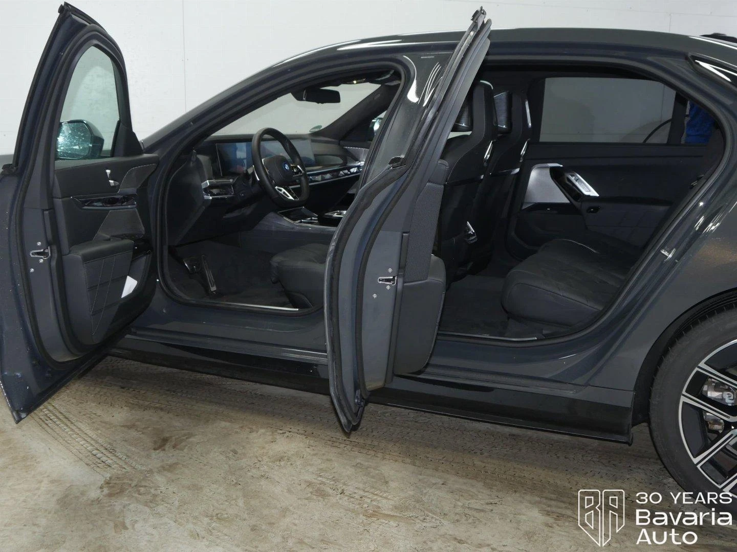 BMW i7 60 xDrive M Sport Paket | Mobile.bg   5