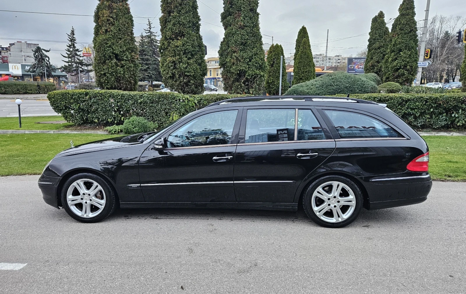 Mercedes-Benz E 320 Avantgarde EVO  - изображение 7