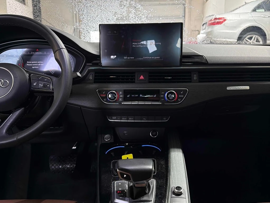 Audi A5 Progressiv * CARFAX * ДИСТРОНИК* ОБДУХВАНЕ - изображение 9