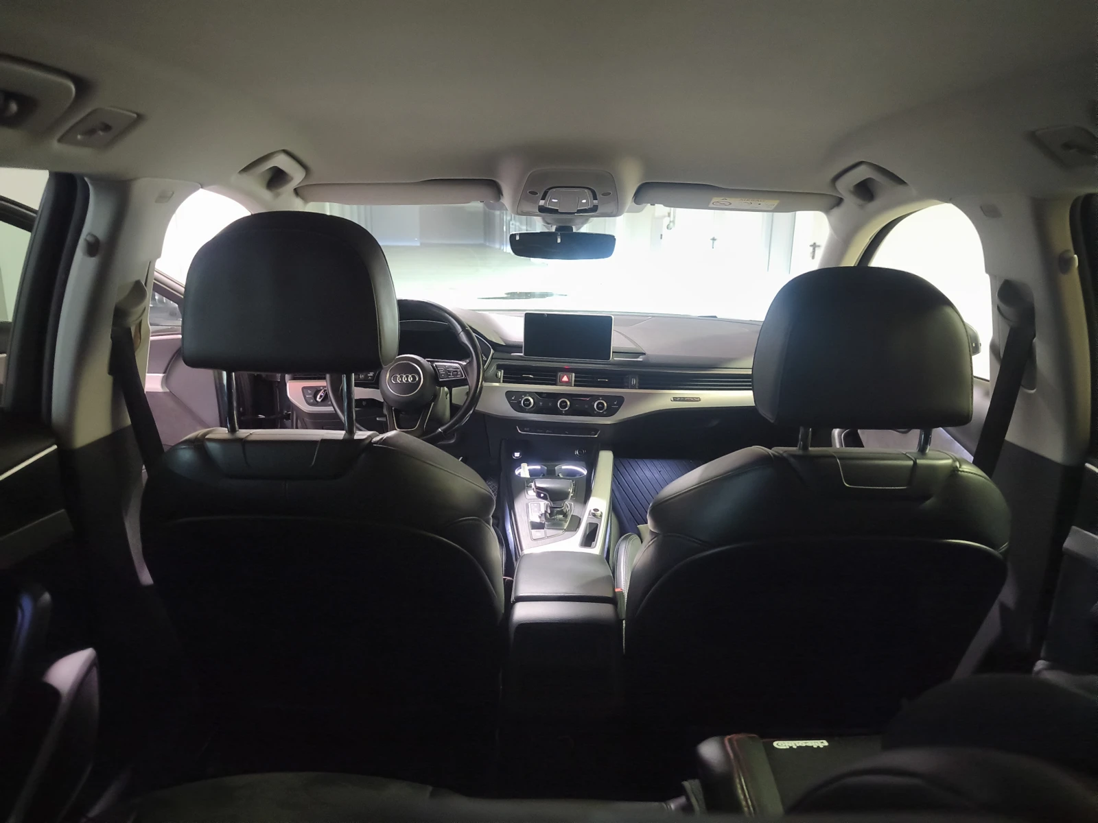 Audi A4 B9, V6 3.0 TDI Quattro, снимка 9 - Автомобили и джипове - 53863558