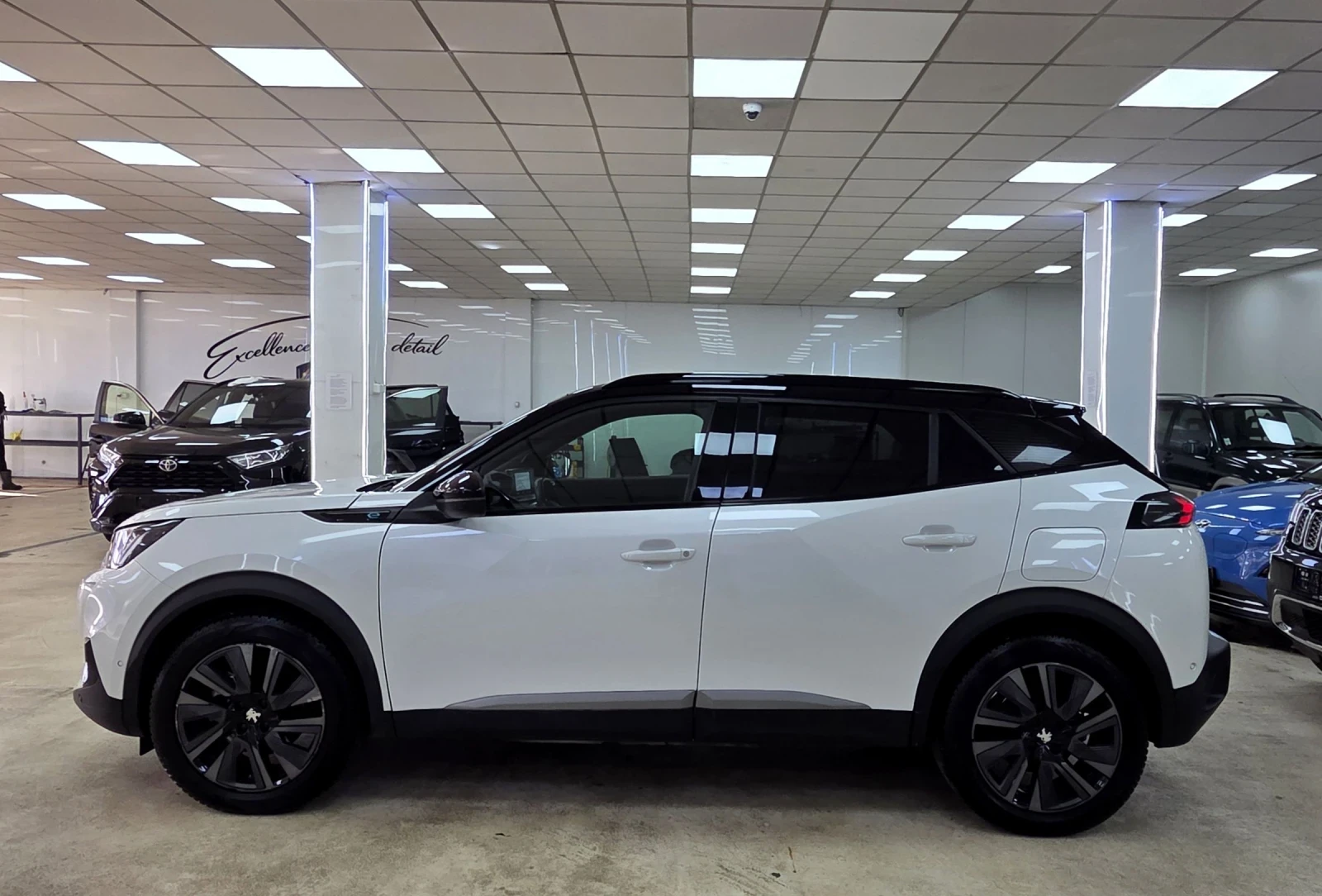 Peugeot 2008 GT line/Panorama, снимка 2 - Автомобили и джипове - 53874108