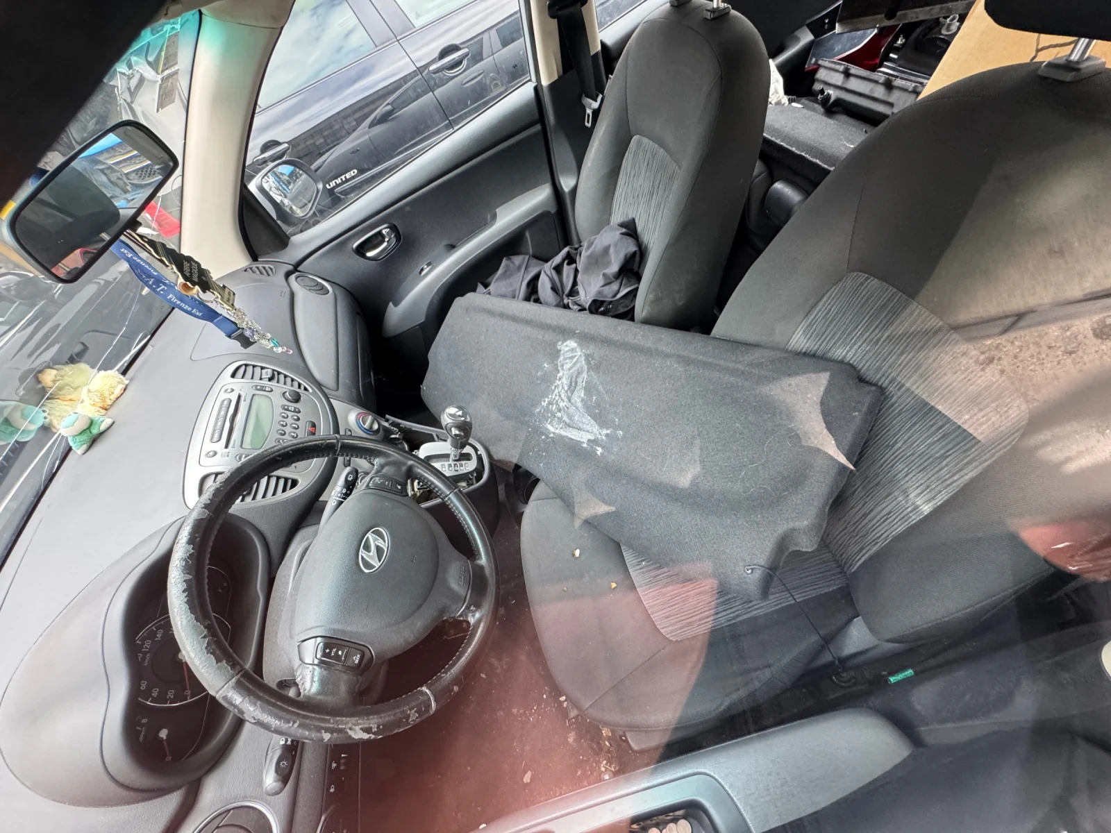 Hyundai I10 1.2 AVTOMAT, снимка 5 - Автомобили и джипове - 54008706