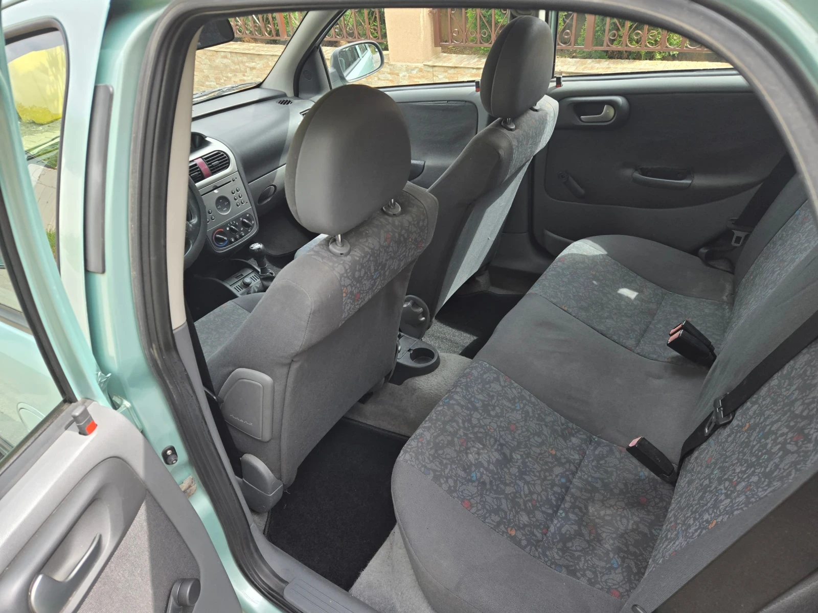 Opel Corsa C, снимка 8 - Автомобили и джипове - 54400256