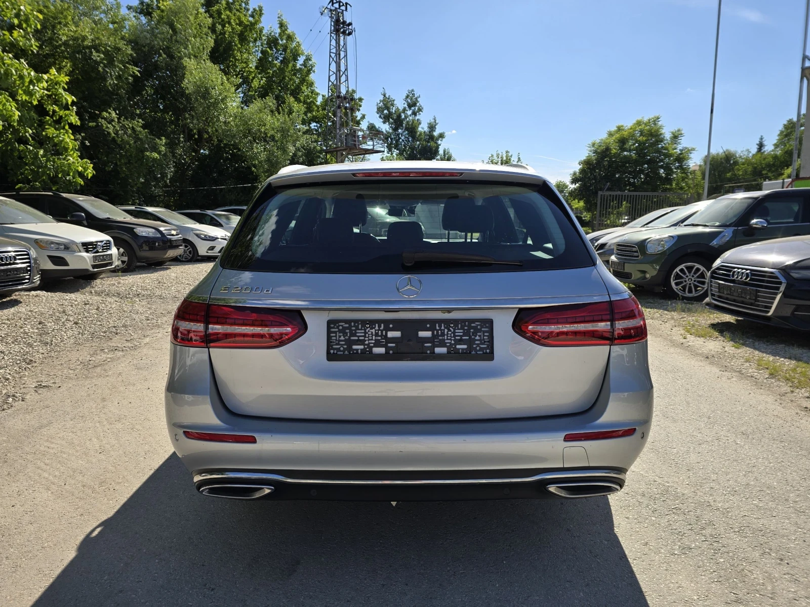 Mercedes-Benz E 200 D 160к.с Business Топ състояние , снимка 6 - Автомобили и джипове - 54713399