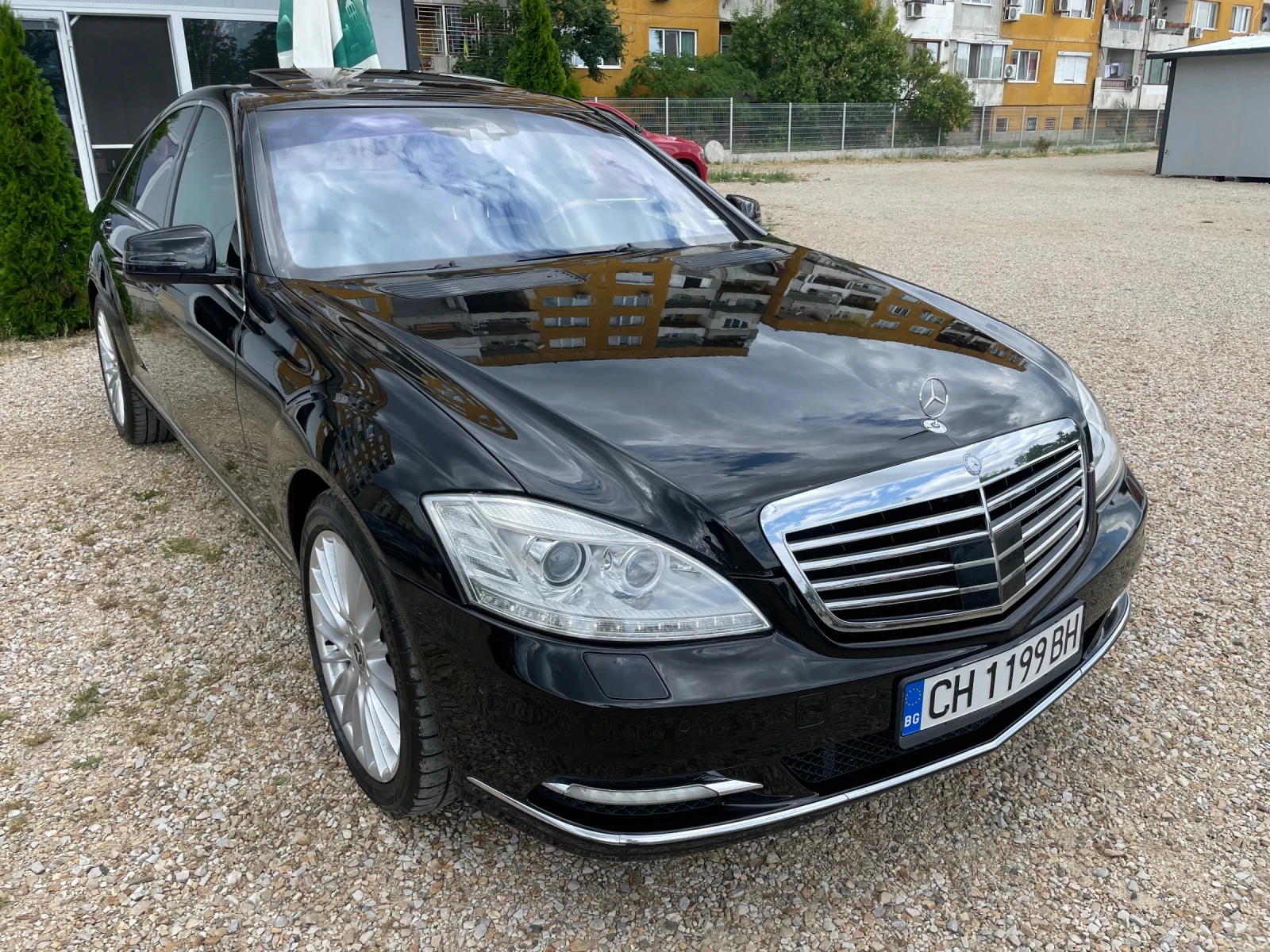 Mercedes-Benz S 350 CDI-FACE/FULL-DISTRONIC-NIGHT VISION/ОБСЛУЖЕНА, снимка 3 - Автомобили и джипове - 54955437