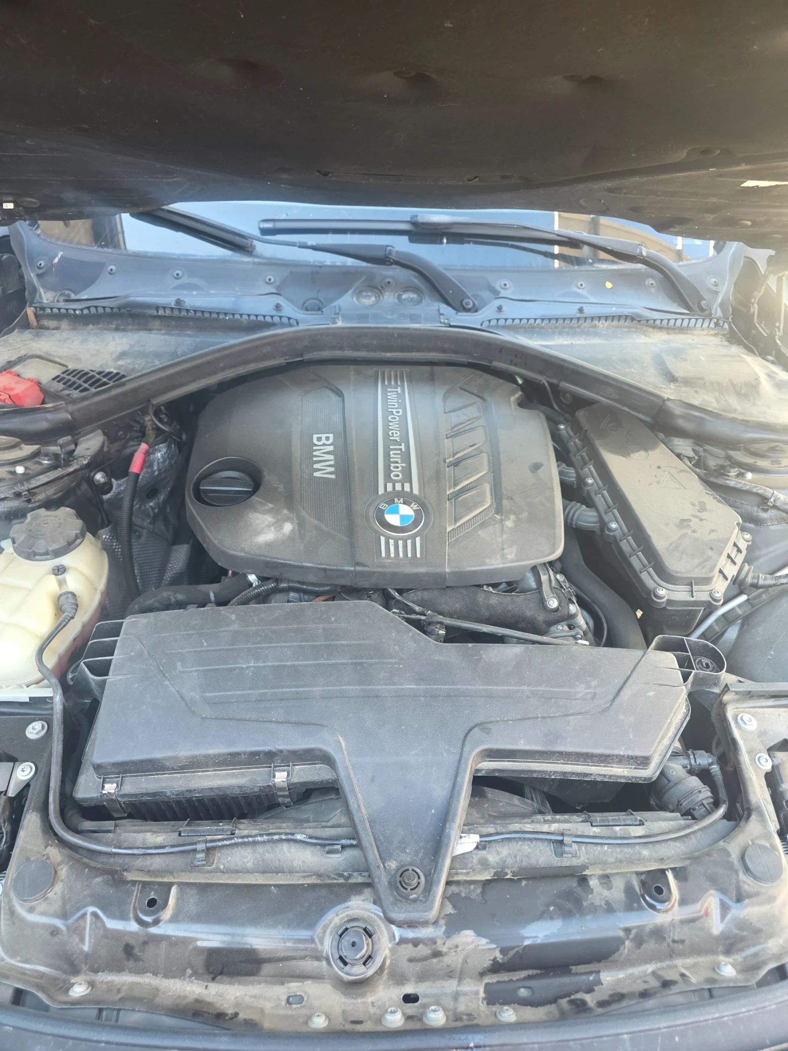 BMW 320, снимка 3 - Автомобили и джипове - 55531260