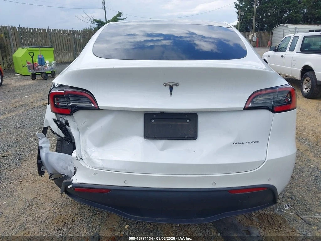 Tesla Model Y * LONG RANGE DUAL MOTOR ALL WHEEL DRIVE * CARFAX *, снимка 7 - Автомобили и джипове - 55858716
