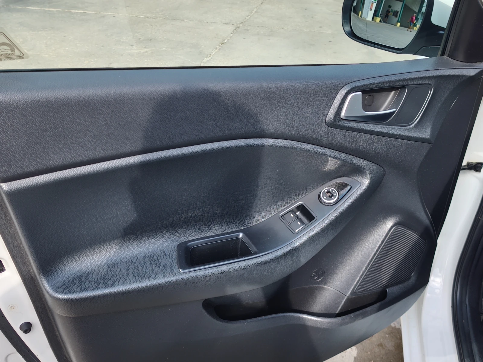 Hyundai I20, снимка 10 - Автомобили и джипове - 55933496